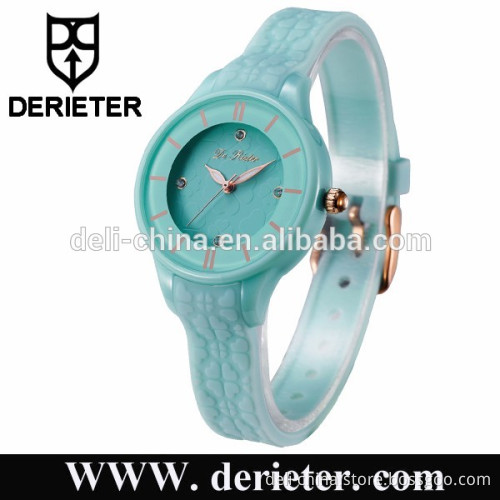 Custom 3ATM Water Resistant Fashion Women Silicone Strap Cheap Stylish Watches